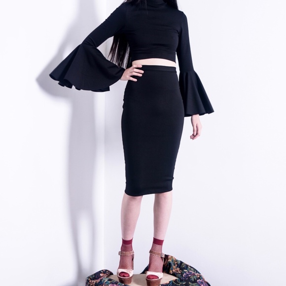 NWT - High Waist Pencil Skirt / Top Cobo - size XS - Picture 1 of 3